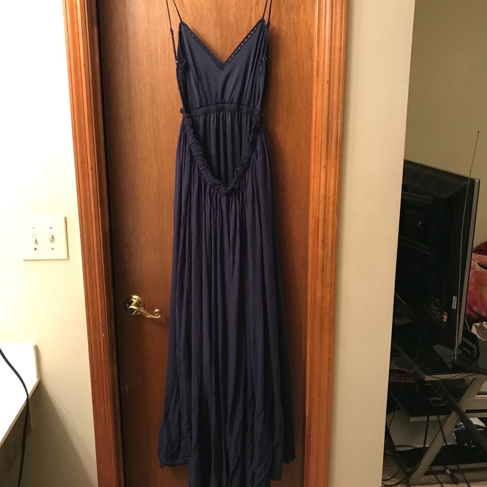Dress - Picture 4 of 6